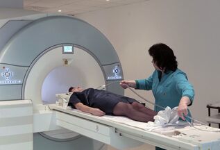 Mugurkaula MRI, lai noteiktu muguras lejasdaļas cēloni